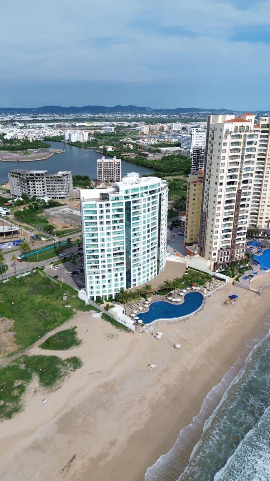 Crown Park Royal Apartment